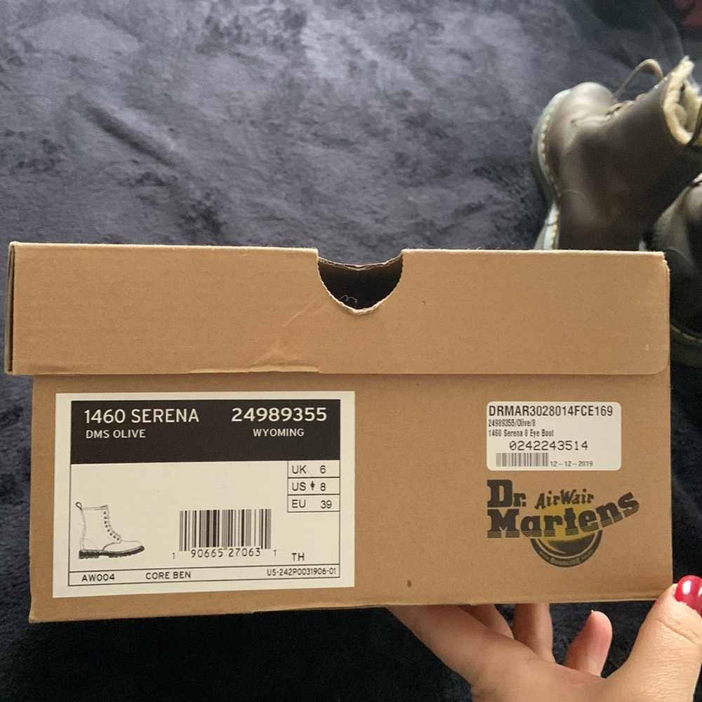 Dr. Martens 1460 Serena 8 Eye Boot Olive - Picture 12 of 12
